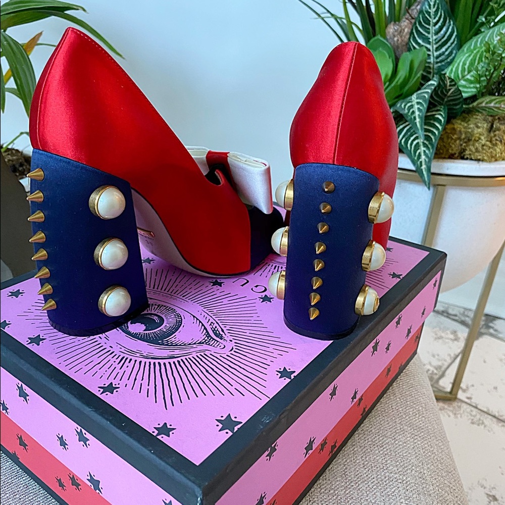 Authentic Gucci pumps - Picture 3 of 4
